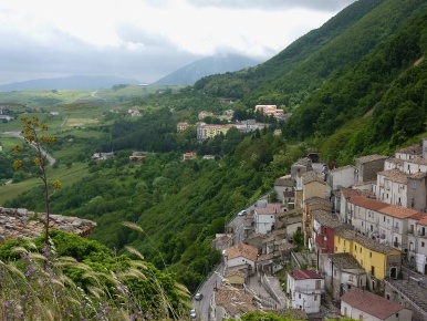 Foto Appartamento in via dante, San Fele di 98 m² con 4 locali in vendita