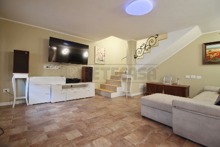 Foto Appartamento in Via Zerbati 22, Altissimo in vendita