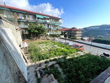 Foto Appartamento in Via Santo Stevi Superiore, Santo Stefano al Mare