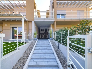 Foto Appartamento in via xxv aprile, Moniga del Garda di 120 m² in vendita