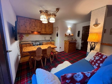 Foto Appartamento in Strada Plan Gorret Villair 18, Courmayeur di 35 m²
