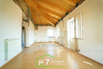 Foto Villa bifamiliare a Leivi di 90 m² con 5 locali in vendita