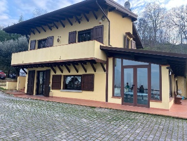 Foto Villa unifamiliare in Via Tomassini 18, Borghi in vendita