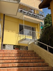 Foto Appartamento in Via della Cornice 15, Borgio Verezzi di 90 m²