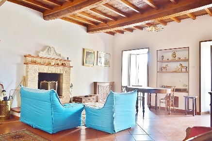 Foto Appartamento in Via Garibaldi 4, Poggio Moiano di 150 m² con 8 locali