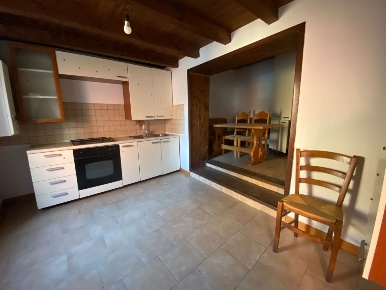 Foto Appartamento a Ziano Piacentino di 80 m² con 4 locali in vendita