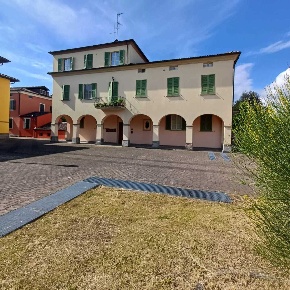 Foto Appartamento a Varano de' Melegari di 95 m² con 4 locali in vendita