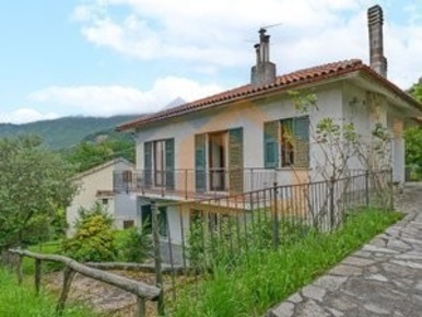 Foto Villa bifamiliare in località corona, Stella di 240 m² con 10 locali