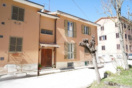 Foto Appartamento in Via delle querce, Fossato di Vico Osteria Del Gatto