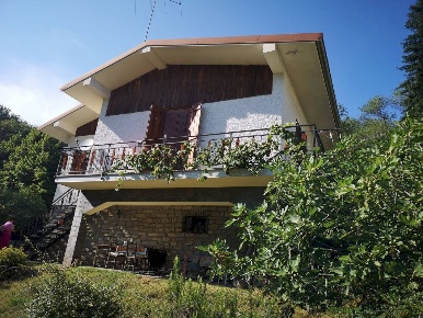 Foto Villa unifamiliare in Morte s.n.c, Roccaforte Mondovì di 100 m²