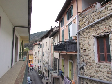 Foto Appartamento a Dolceacqua di 168 m² con 5 locali in vendita