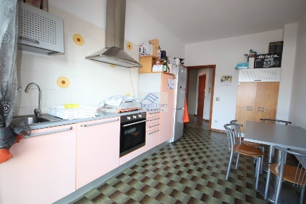 Foto Appartamento a Castagnito di 110 m² con 4 locali in vendita