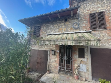Foto Appartamento a Gaiole in Chianti di 208 m² in vendita