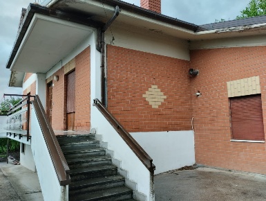 Foto Appartamento in Via Santa Caterina, Montefredane di 90 m² con 4 locali