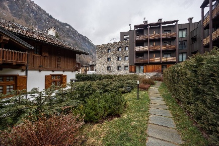 Foto Appartamento in Strada Larzey, Courmayeur in vendita