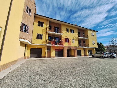 Foto Appartamento in Strada Statale 212, Pietrelcina di 110 m² con 5 locali