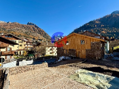 Foto Appartamento in Strada de Fachin, Moena Centro di 99 m² con 3 locali