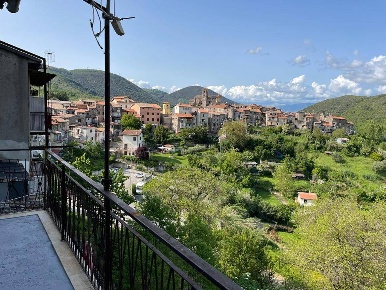 Foto Appartamento in VIA MAZZINI, Montelanico di 60 m² con 2 locali