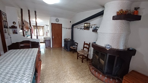 Foto Appartamento in Via Roma, Vallecorsa di 70 m² con 3 locali in vendita