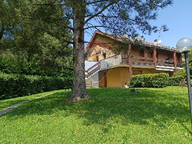 Foto Appartamento in Via Verdi, Alta Valle Intelvi Lanzo D'Intelvi di 50 m²