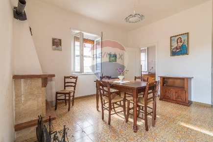 Foto Appartamento in Via Padre Alessandro Mari, Ischia di Castro in vendita