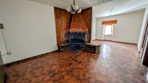 Foto Appartamento a Berzo Inferiore di 85 m² con 3 locali in vendita