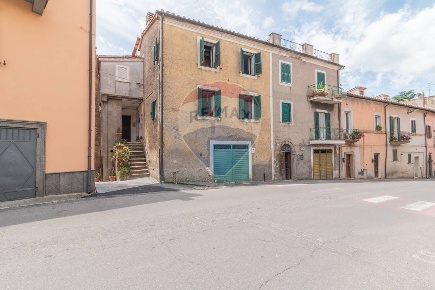 Foto Appartamento in Via Degli Orti, Ischia di Castro in vendita
