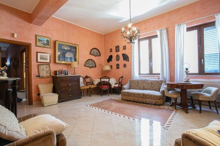 Foto Appartamento in via villa sperlinga 11, Palermo di 118 m² in vendita