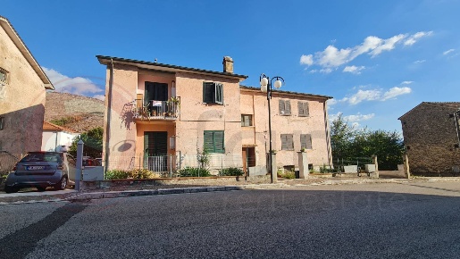 Foto Appartamento in Via Pola, Fontana Liri in vendita