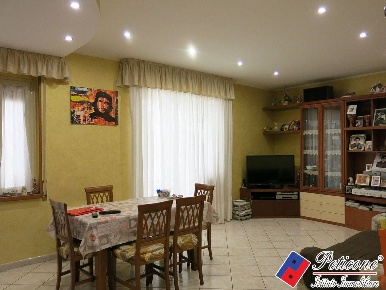 Foto Appartamento in Via Roma, Vallecorsa di 70 m² con 3 locali in vendita