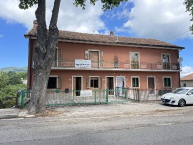 Foto Appartamento in via san francesco, Montemarano di 89 m² con 3 locali
