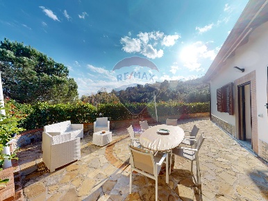 Foto Appartamento in Contrada Tarallo Scaravitoli, Pollica di 75 m²
