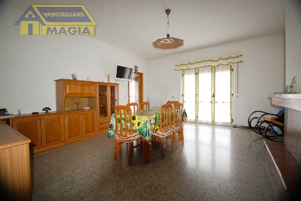 Foto Appartamento a Castignano di 167 m² con 5 locali in vendita