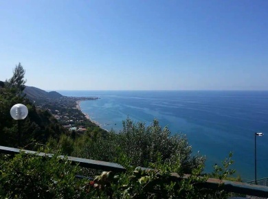 Foto Appartamento a Pollica Mezzatorre Di San Mauro Cilento di 100 m²
