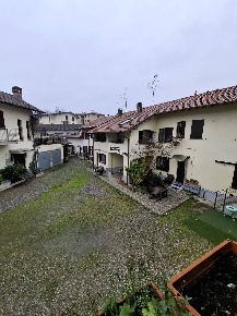 Foto Appartamento in Via Roma, Aicurzio Centro di 45 m² con 2 locali