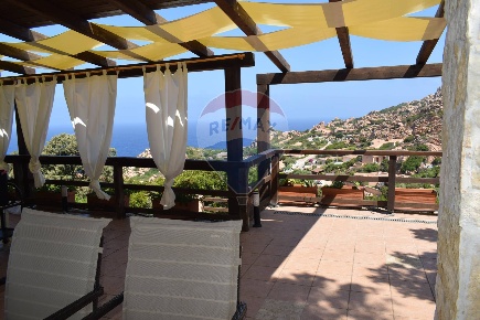 Foto Villa a schiera in COSTA PARADISO VIA LA CATTEDRALE, Costa Paradiso