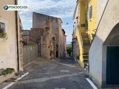 Foto Appartamento in Via Bosseri, Boissano Centro di 80 m² con 3 locali
