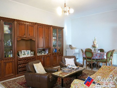 Foto Appartamento in Via San Francesco, Vallecorsa di 90 m² con 3 locali