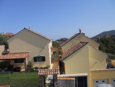 Foto Villa singola a Boissano Centro di 180 m² con 6 locali in vendita