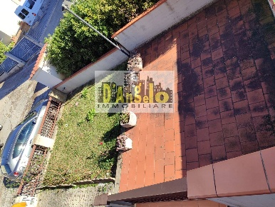 Foto Appartamento in Contrada Galvoni, Castignano Centro di 174 m²