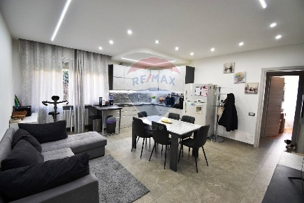 Foto Appartamento a Cunardo Centro di 65 m² con 2 locali in vendita