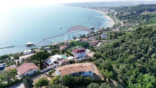 Foto Villa a schiera in Contrada Piana Favaro, Rocca San Giovanni di 141 m²
