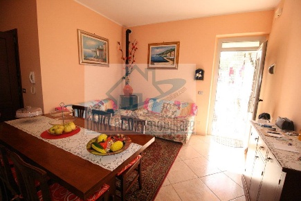 Foto Appartamento in tomei, Montefiore dell'Aso di 80 m² con 5 locali
