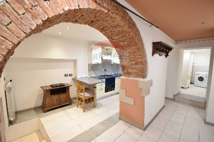 Foto Appartamento a Cunardo Centro di 62 m² con 2 locali in vendita