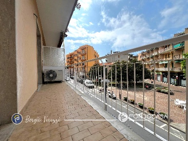 Foto Appartamento in Via Giacomo Matteotti, Borgio Verezzi di 90 m²