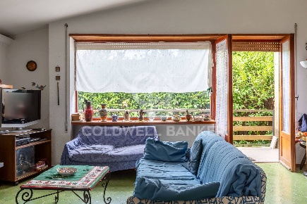 Foto Villa singola in Via Aldo Moro, Valentano Centro di 202 m² in vendita