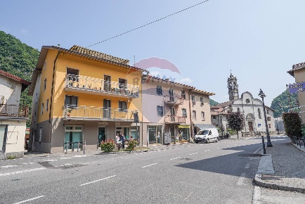 Foto Appartamento a Sedrina Centro di 130 m² con 4 locali in vendita