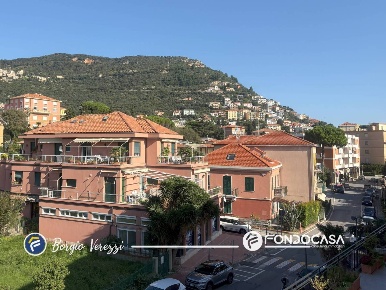 Foto Appartamento in Via Giacomo Matteotti, Borgio Verezzi Borgio di 75 m²