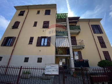 Foto Appartamento in Via Grossi, Linarolo Centro di 90 m² con 3 locali