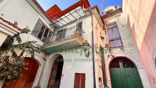 Foto Appartamento a Contrada di 38 m² con 1 locali in vendita